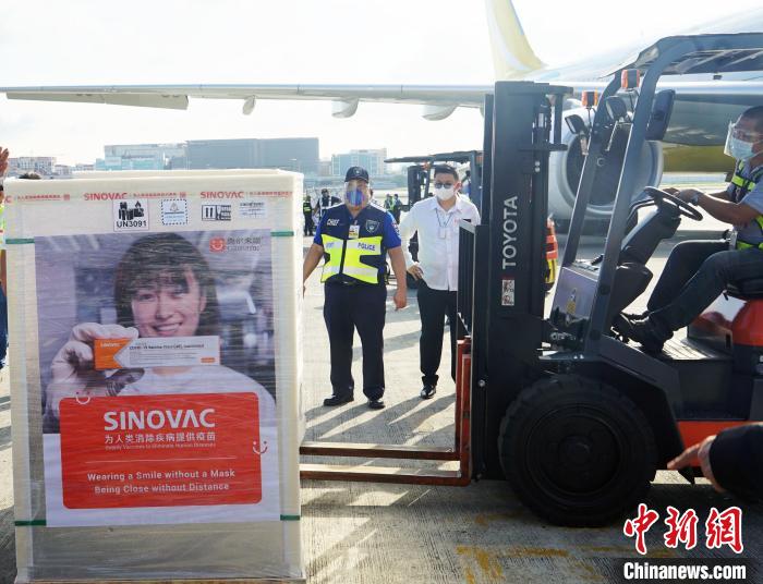 这批疫苗将依托当地医疗体系进行有序接种。　关向东 摄